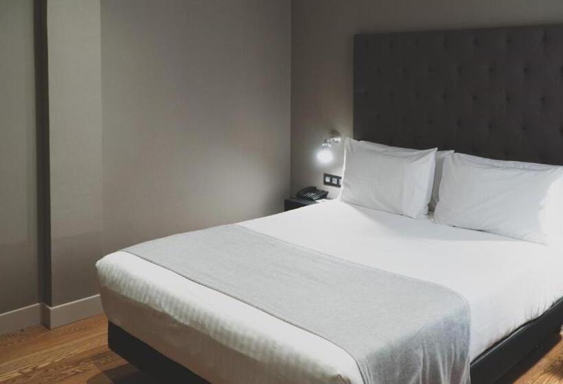 اتاق استاندارد, Zenit Abeba