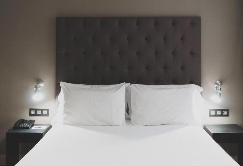 اتاق استاندارد, Zenit Abeba