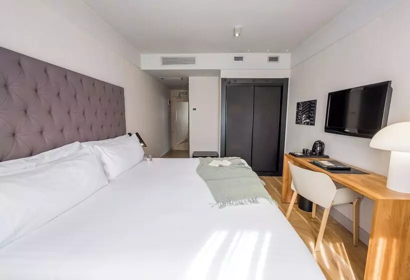 Habitació Estàndard, Zenit Abeba