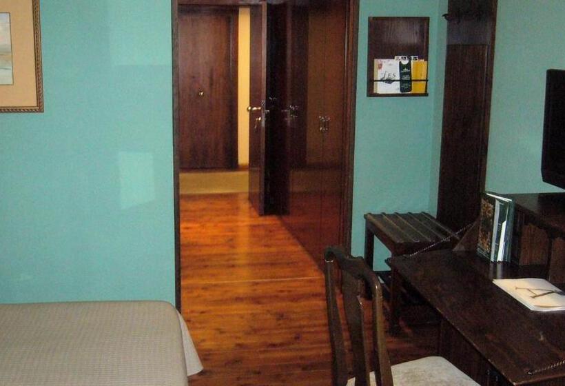 חדר סטנדרט, Parador De Arties