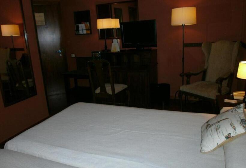 חדר סטנדרט, Parador De Arties