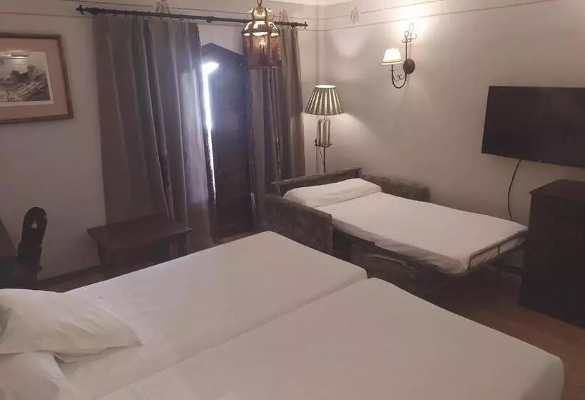 スタンダードルーム, Parador De Olite