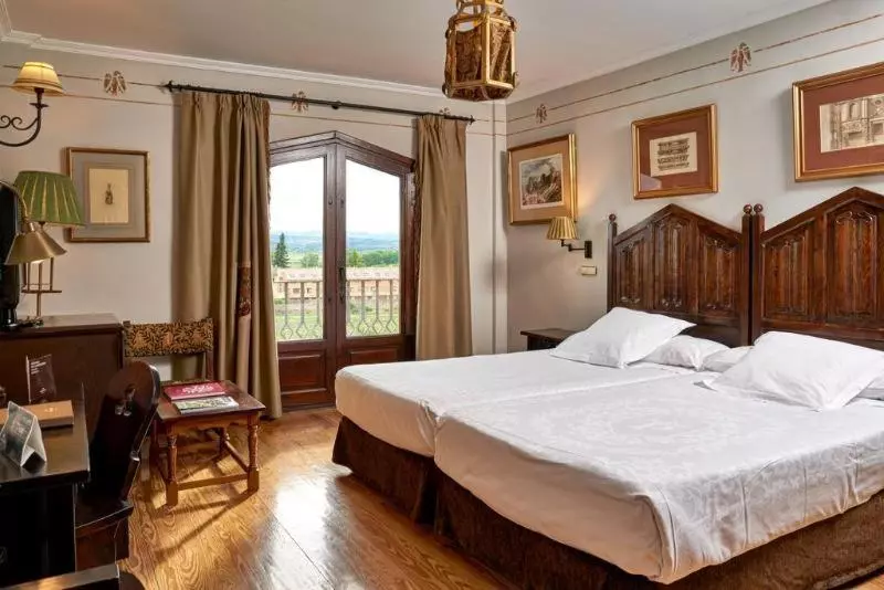 スタンダードルーム, Parador De Olite