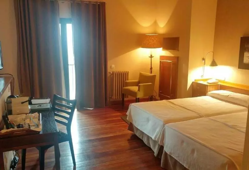 سوییت جونیور, Parador De Vielha