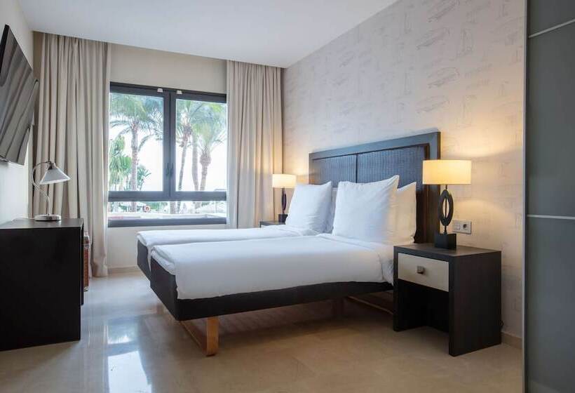 جناح جونيور مطل على الحديقة, Radisson Blu Resort Gran Canaria