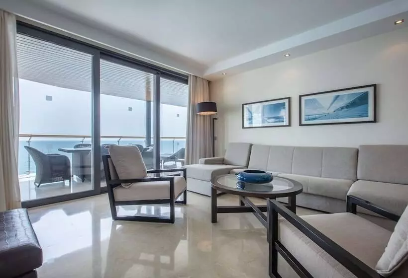سوئیت پریمیوم 3 خوابه, Radisson Blu Resort Gran Canaria