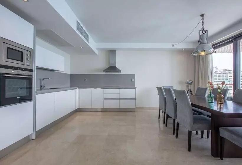 سوئیت پریمیوم 3 خوابه, Radisson Blu Resort Gran Canaria