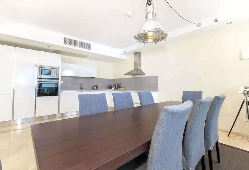 سوئیت پریمیوم 3 خوابه, Radisson Blu Resort Gran Canaria