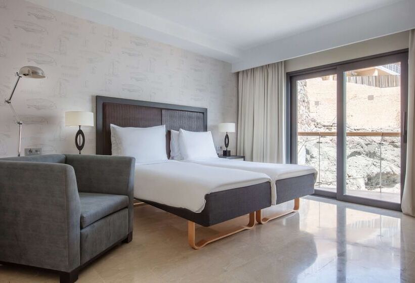 Люкс Premium 3 Спальни, Radisson Blu Resort Gran Canaria