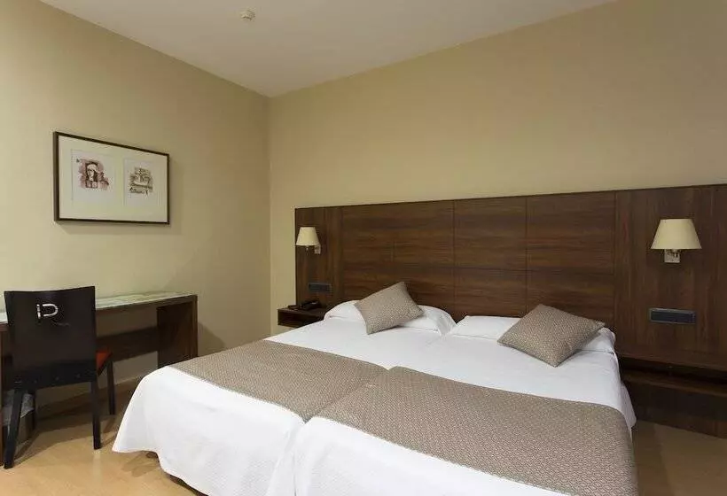 اتاق استاندارد یک نفره, Sercotel Riscal