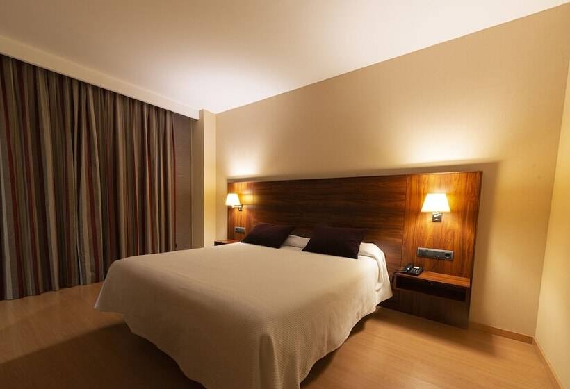 سوییت جونیور, Sercotel Riscal