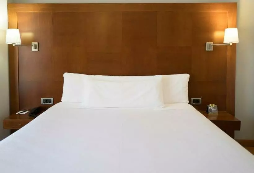 اتاق استاندارد, Sercotel Tres Luces