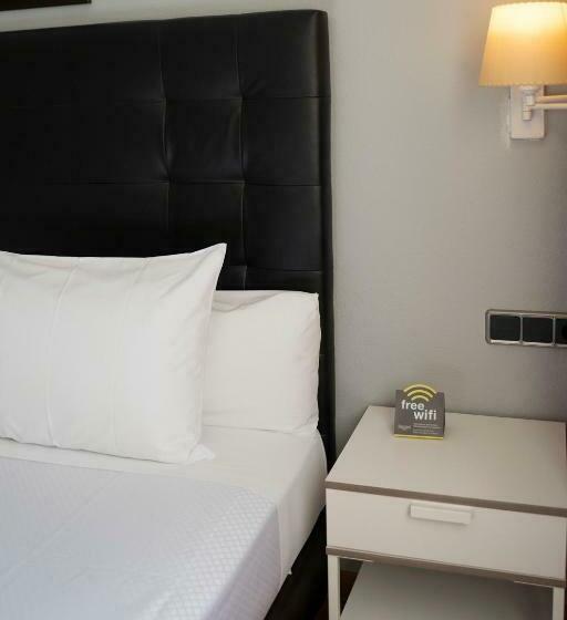 스탠다드 룸, Sercotel Tres Luces