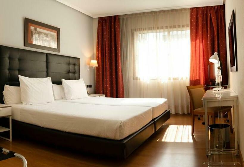 스탠다드 룸, Sercotel Tres Luces