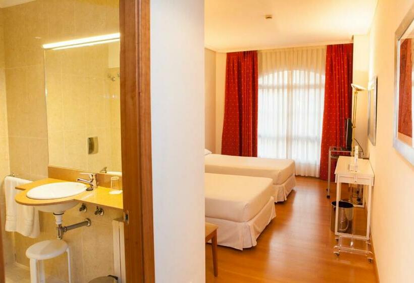 스탠다드 룸, Sercotel Tres Luces