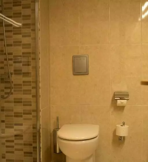 اتاق استاندارد یک نفره, Sercotel Tres Luces