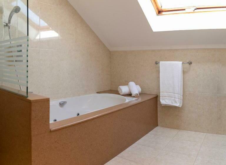 주니어 스위트, Sercotel Tres Luces