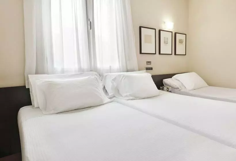 اتاق خانوادگی, Sercotel Tudela Bardenas