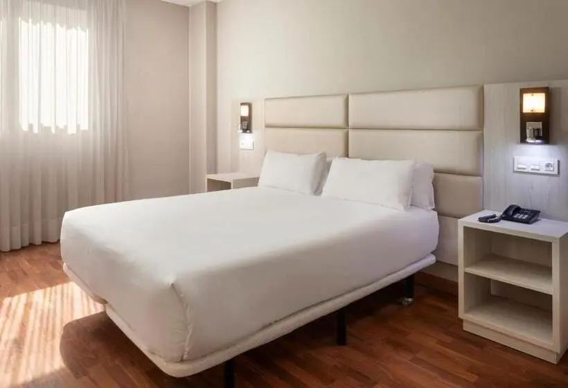 اتاق استاندارد, B&b Hotel Zaragoza Royal