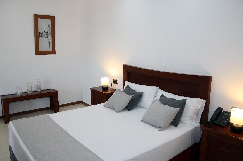 Номер Стандарт Трехместный, Hospedium Hotel Blu Torre de Sevilla