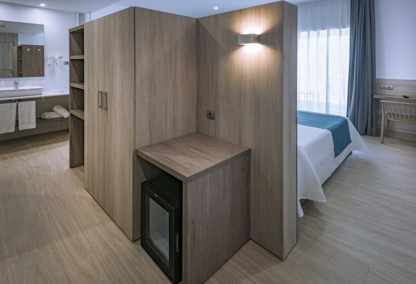 Triple Room Sea View, 4r Gran Europe