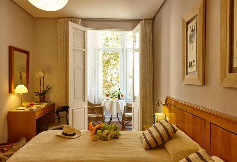 חדר סופריור, Atalaya