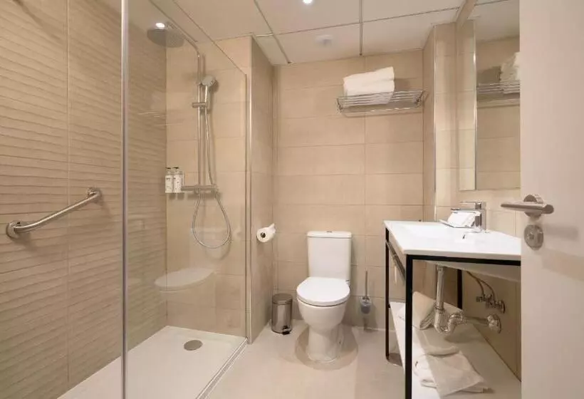 Standard Room, Óbal Urban
