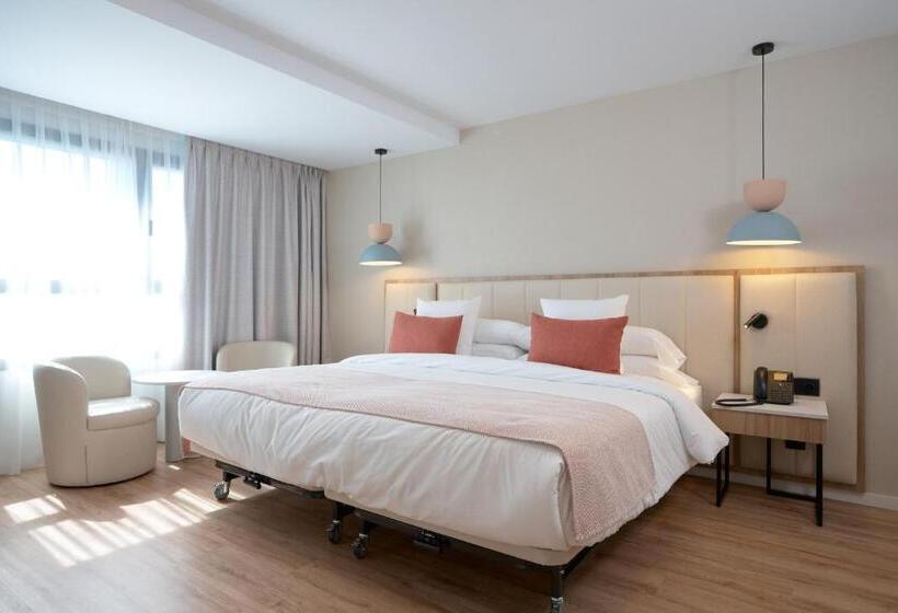 高级客房, Óbal Urban