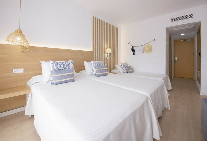 Triple Room Sea View, Cala Font