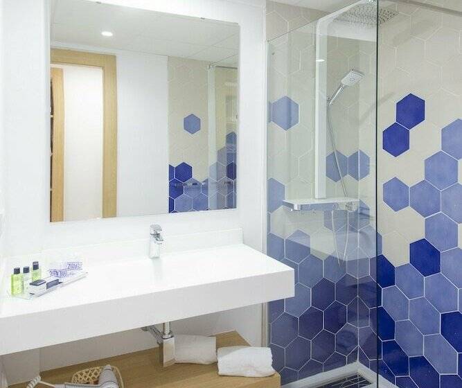 Triple Room Sea View, Cala Font