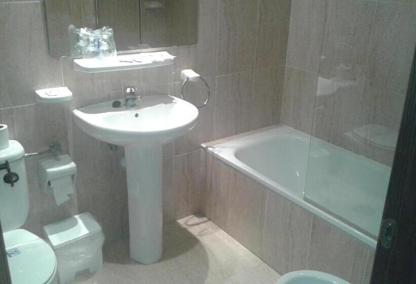 اتاق استاندارد سه نفره, Casa Aurelia