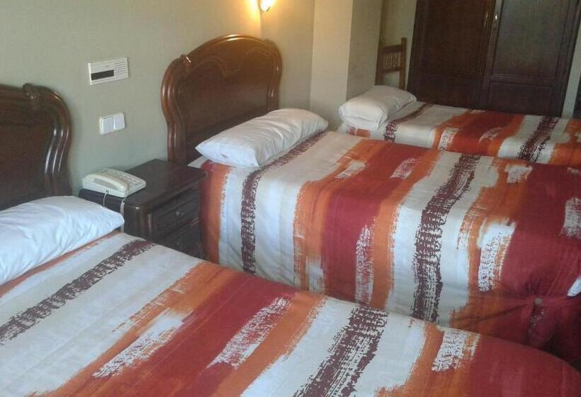 اتاق استاندارد سه نفره, Casa Aurelia