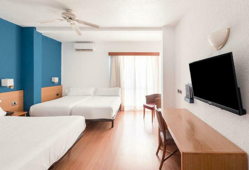 חדר משפחתי, Catalonia Punta del Rey