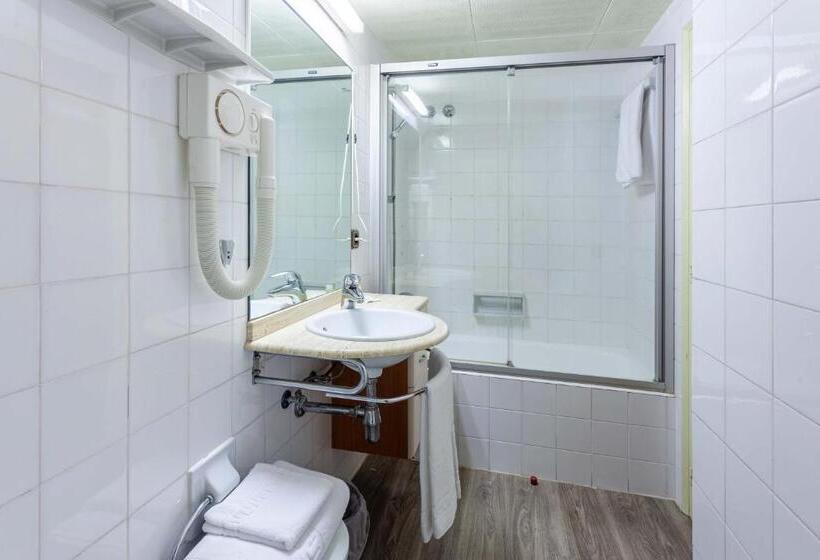 اتاق استاندارد, Checkin Travé