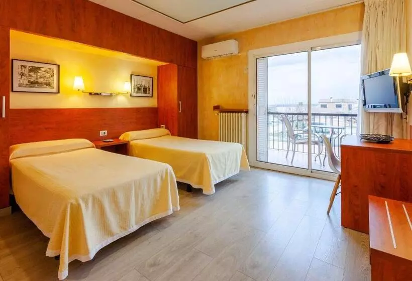 Habitació Estàndard amb Terrassa, Checkin Travé