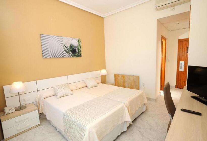 Номер Стандарт, Complejo Los Rosales