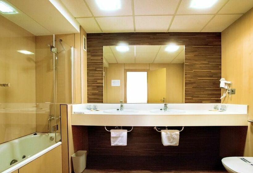 スタンダードルーム, President