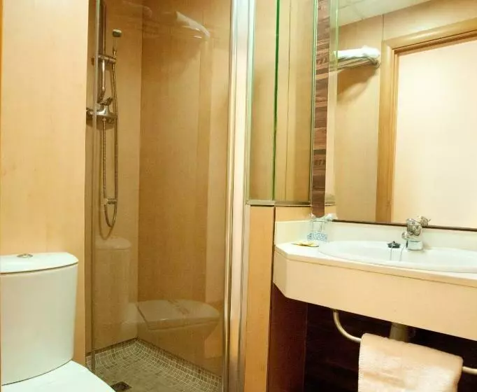 3-Bett-Standardzimmer, President