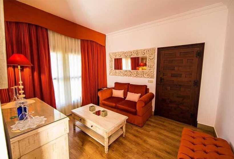 سوییت جونیور, Hacienda Del Cardenal