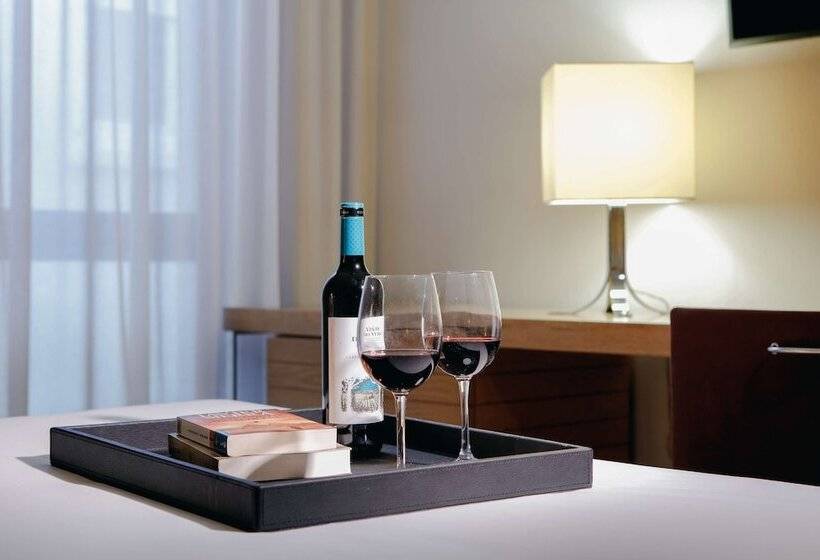 Номер Стандарт, Hesperia Zaragoza Centro