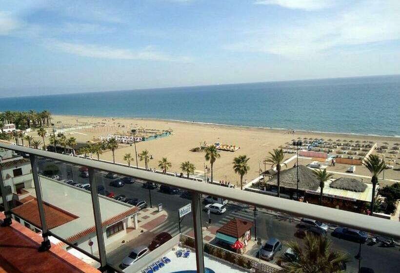 اتاق استاندارد با چشم‌انداز دریا, Isabel