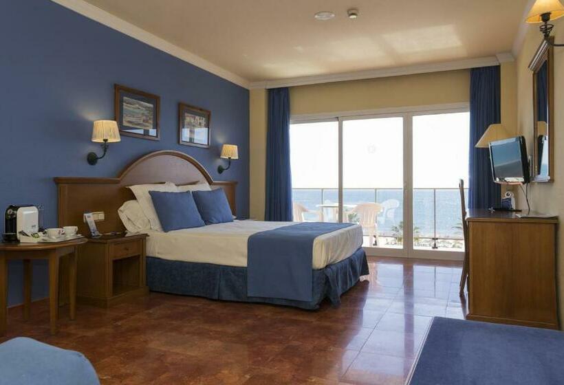 اتاق سوپریور, Isabel