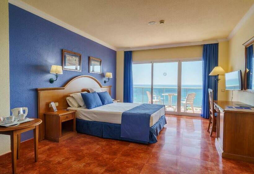 اتاق سوپریور با چشم‌انداز دریا, Isabel