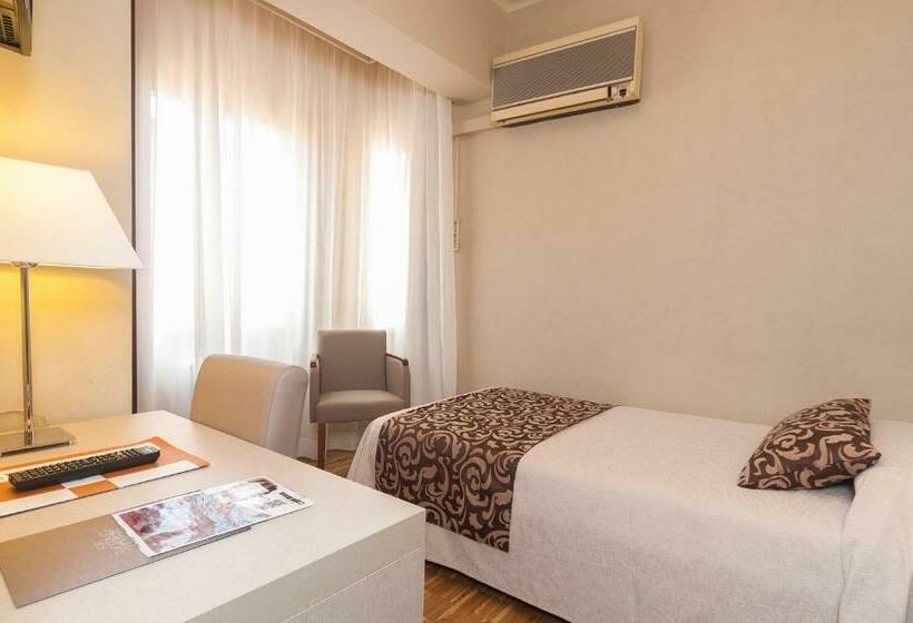 싱글 디럭스 룸, Lauria