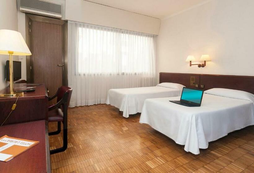 스탠다드 룸, Lauria