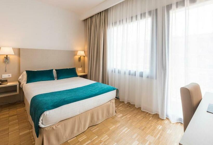 스탠다드 룸 1층, Lauria