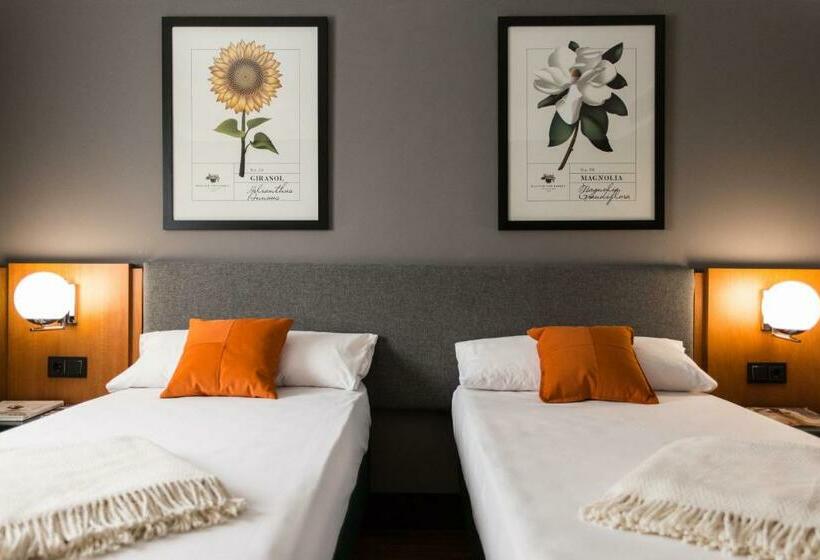 غرفة قياسية, Malcom And Barret