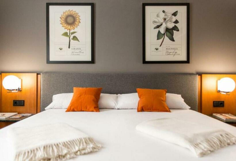 غرفة قياسية, Malcom And Barret