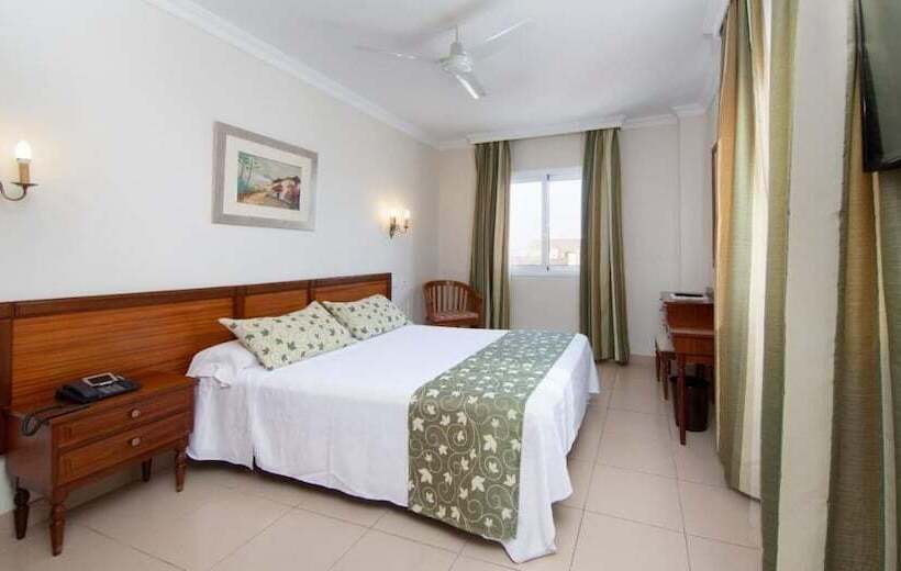 スタンダードルーム, Marte