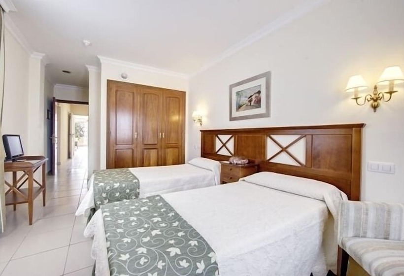 スタンダードトリプルルーム, Marte